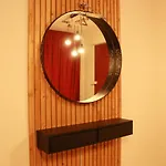 2 Apartment *